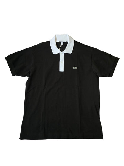 Polo de Piqué Lacoste negra, Corte Regular, Cuello acanalado con ribete en contraste